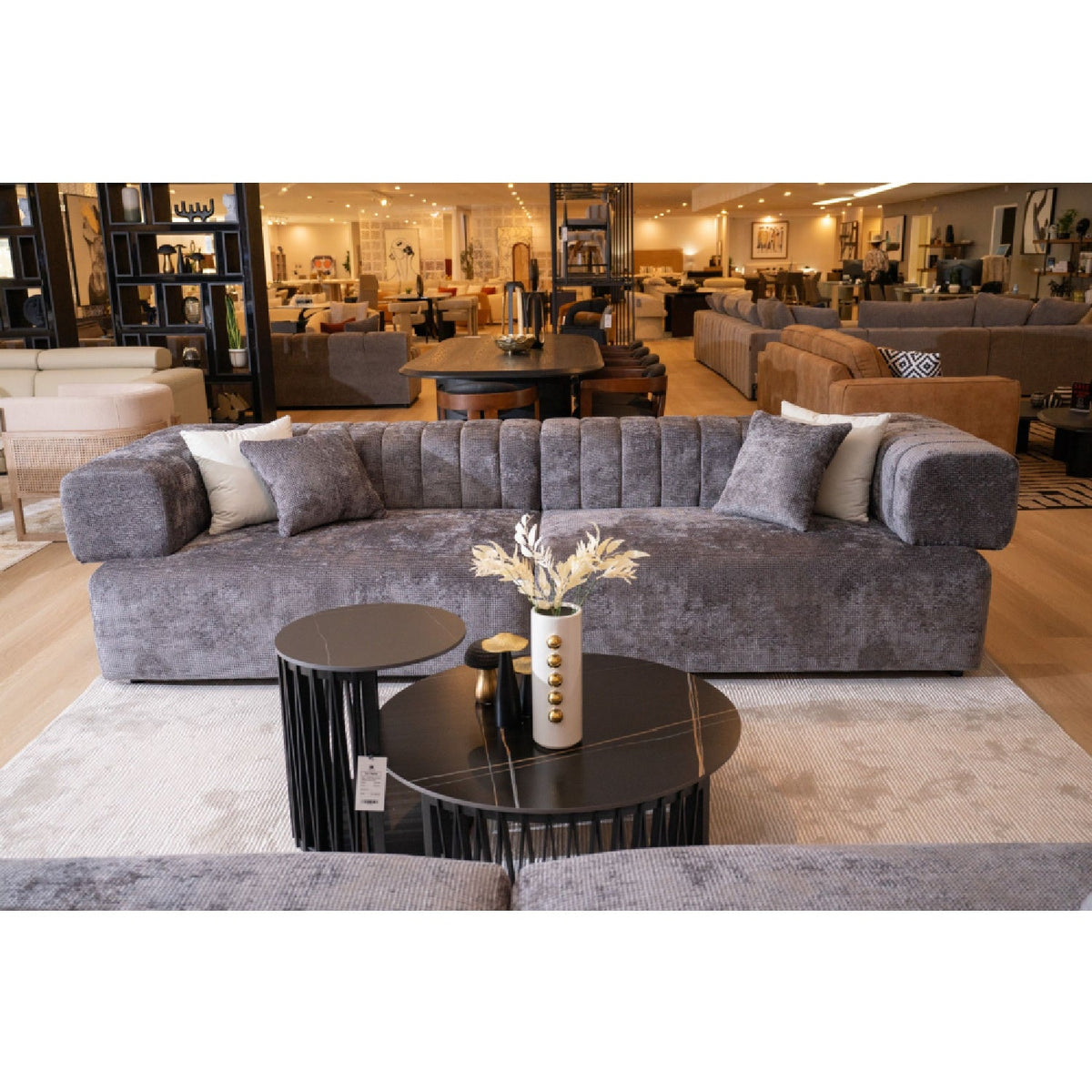 Square-Armed 2-Piece Sofa | OROA Modern Moreno