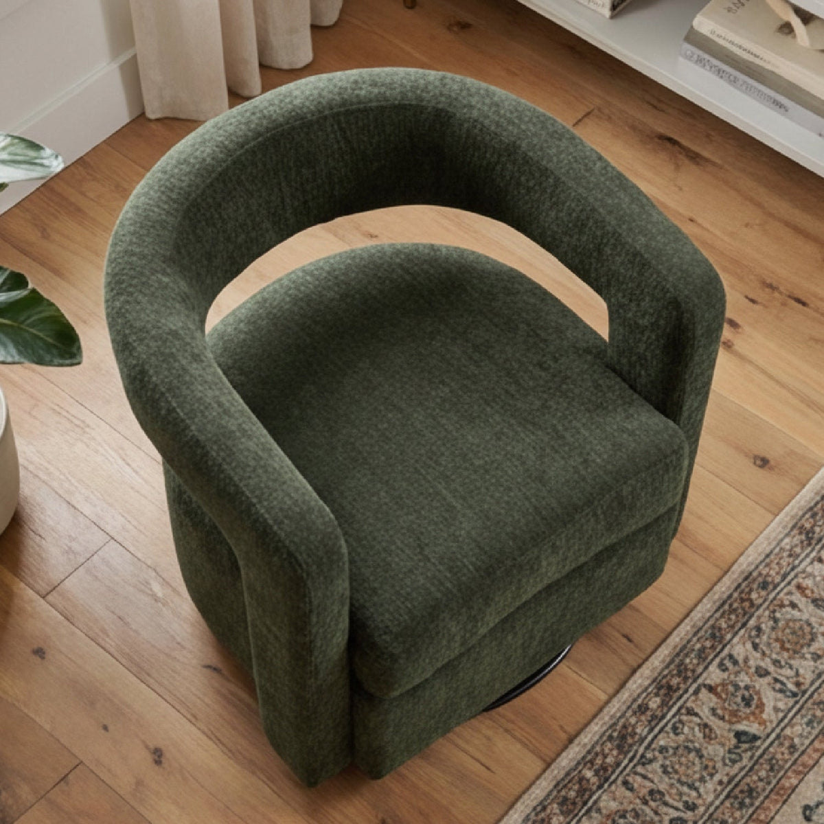 Green Swivel Accent Chair | OROA Modern Ryan