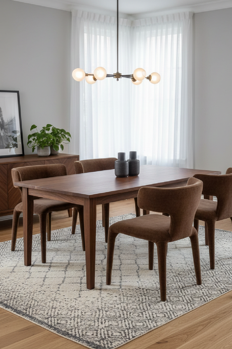 Velvet Dining Chair | OROA Modern Saehee | Oroa.com