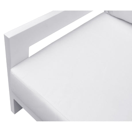 Aluminum-Framed Outdoor Sofa | OROA Modern Wake