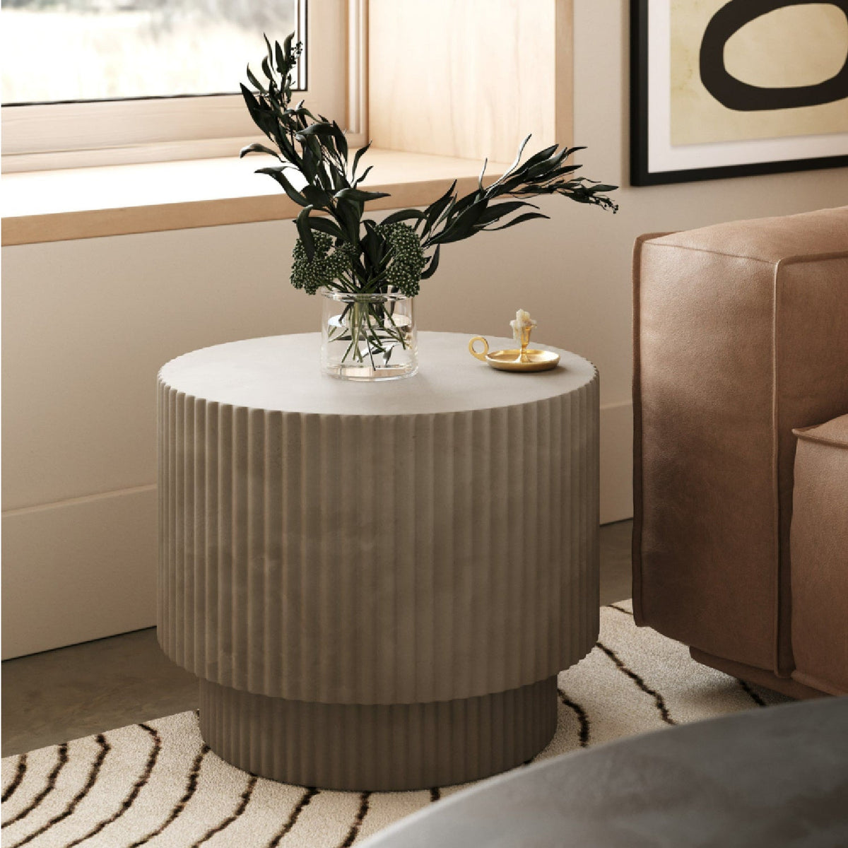 Concrete Round End Table | OROA Modern Gruver