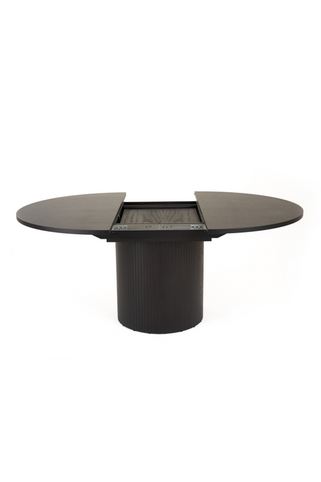 Round Oak Extendable Dining Table | OROA Modern Miami | Oroa.com