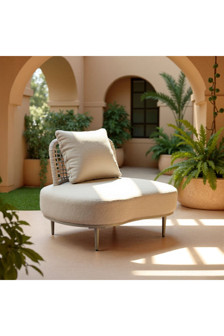 Rattan Weave Outdoor Accent Chair | OROA Modern Ruhe | Oroa.com